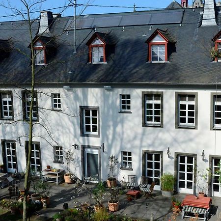 Stiftsherrenhaus Münstermaifeld 외부 사진