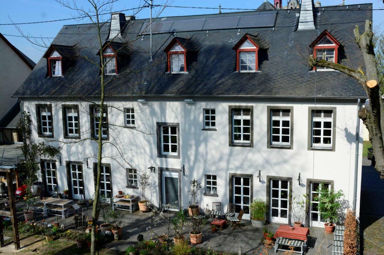 Stiftsherrenhaus Münstermaifeld 외부 사진