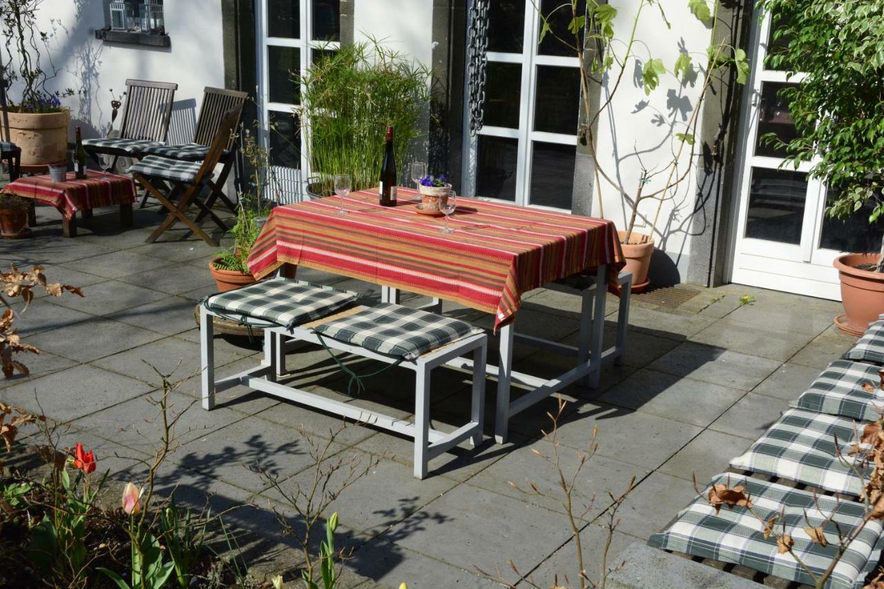 Stiftsherrenhaus Münstermaifeld 외부 사진